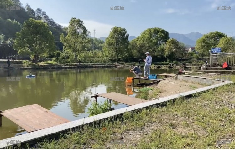 绍兴后岸路亚钓场