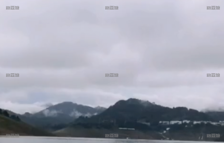 百色万千万峰湖路亚基地