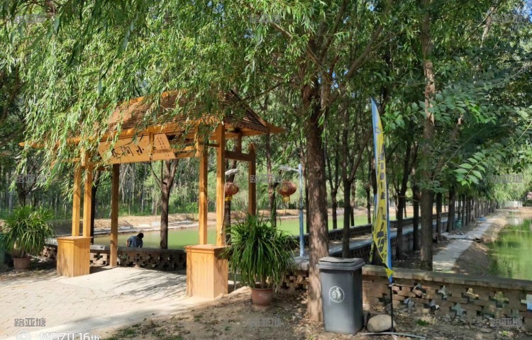 北京房山区林涧小筑路亚基地