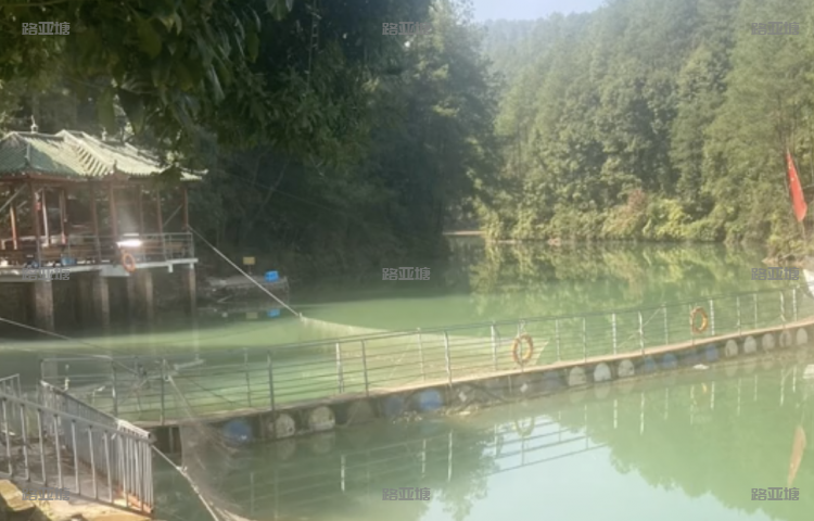 重庆南川龙湖路亚基地
