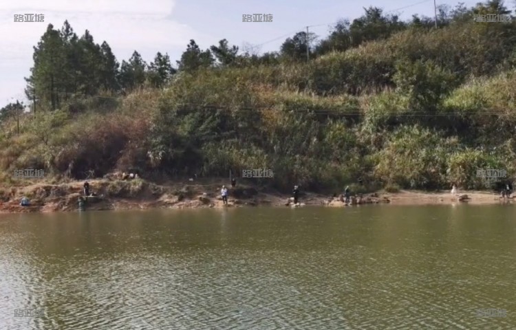 娄底松山路亚垂钓基地