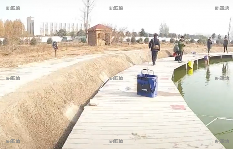 郑州大河村温泉垂钓园